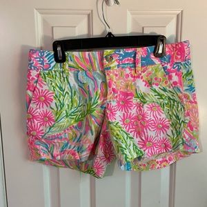 LILLY PULITZER CALLAHAN SHORT SIZE 4, 5” inseam